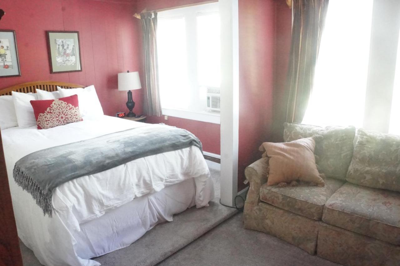 The Frogtown Inn Canadensis Buitenkant foto