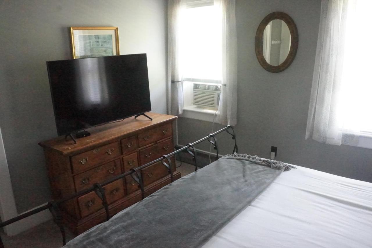 The Frogtown Inn Canadensis Buitenkant foto
