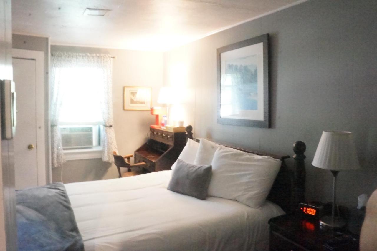 The Frogtown Inn Canadensis Buitenkant foto