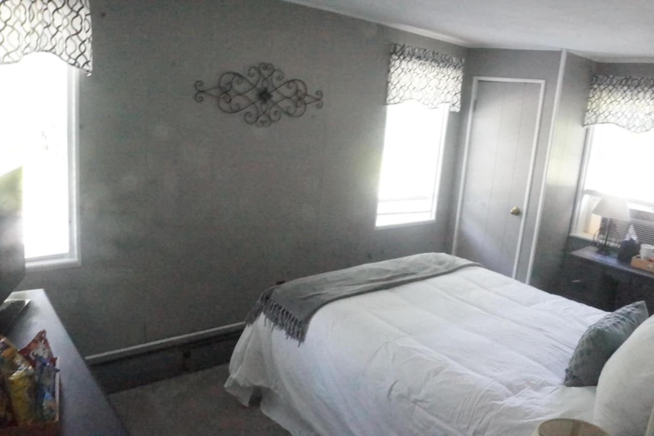 The Frogtown Inn Canadensis Buitenkant foto