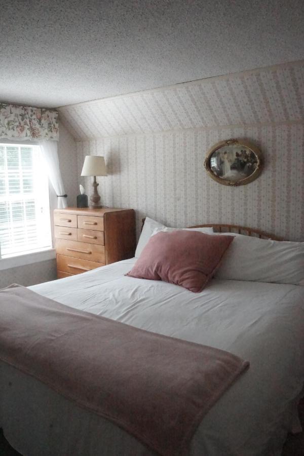 The Frogtown Inn Canadensis Buitenkant foto