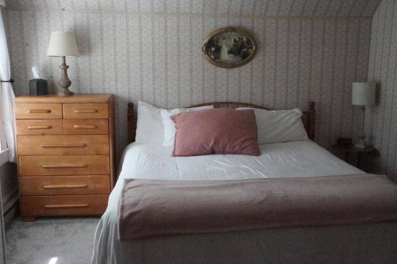 The Frogtown Inn Canadensis Buitenkant foto