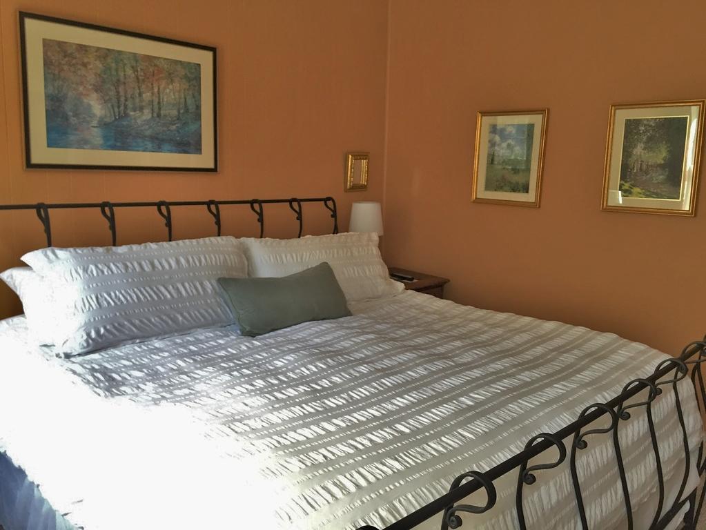 The Frogtown Inn Canadensis Buitenkant foto